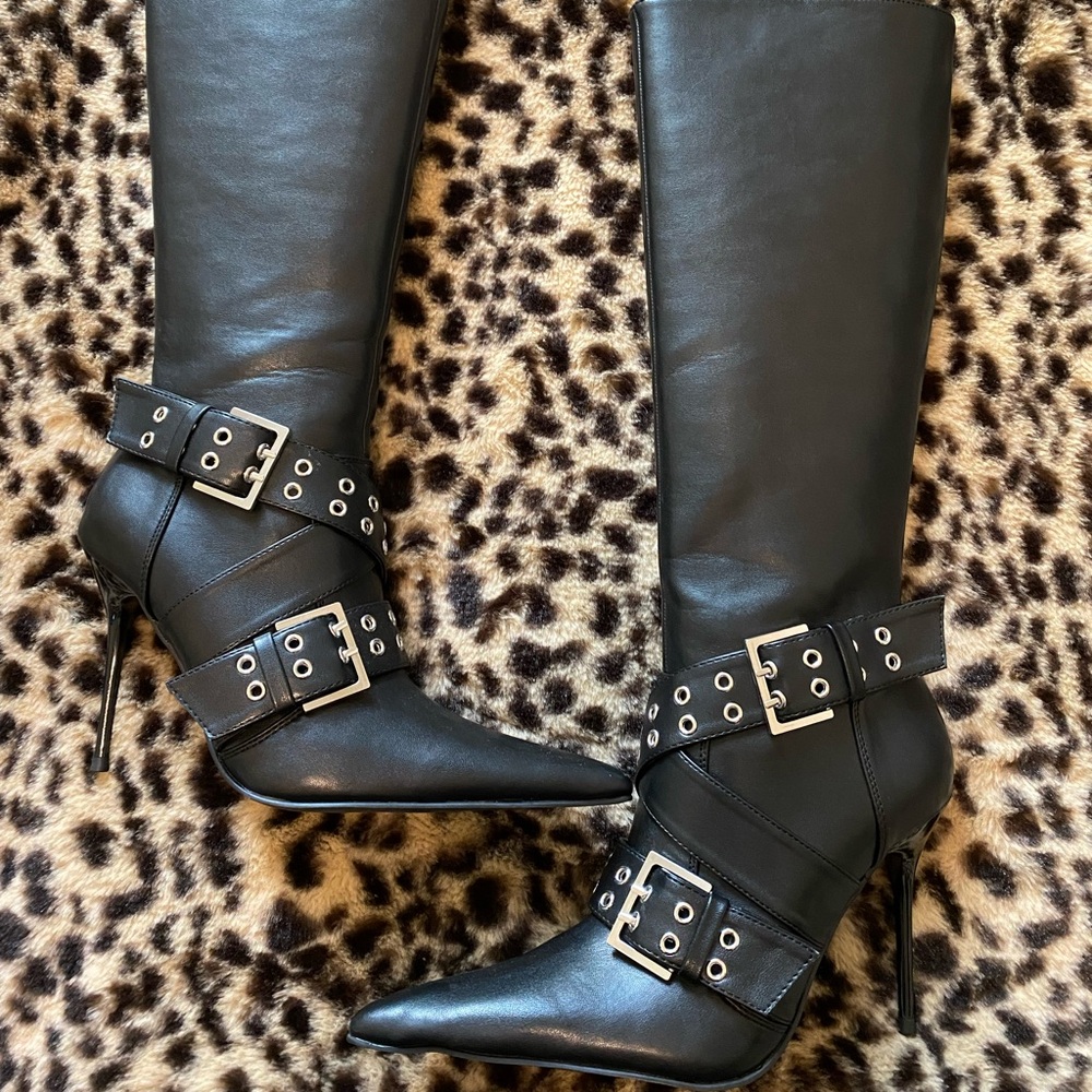 *SOLD* DOLLS KILL GENERATION KISS BOULEVARD KNEE HIGH BOOTS SIZE 7